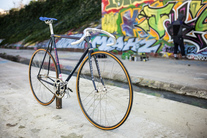 Track pursuit Handmade in France photo