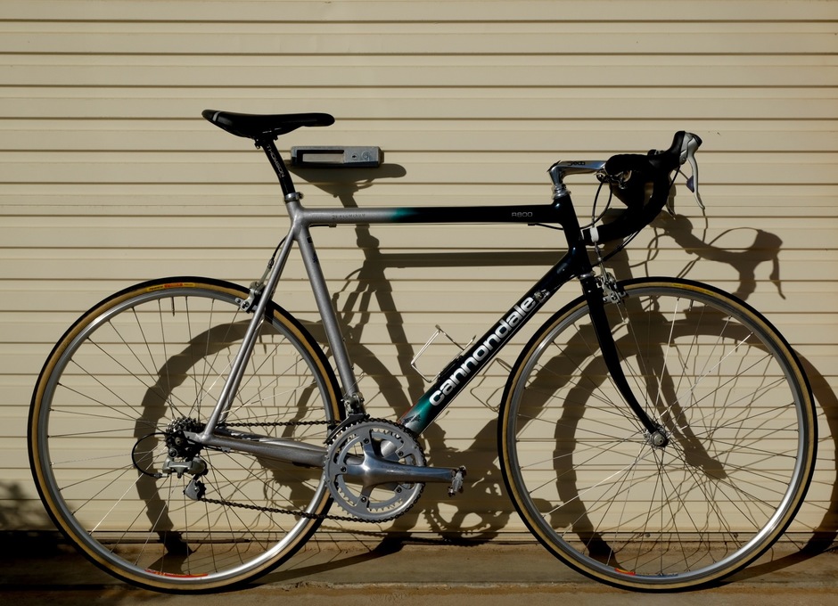 cannondale 2.8 aluminum road bike