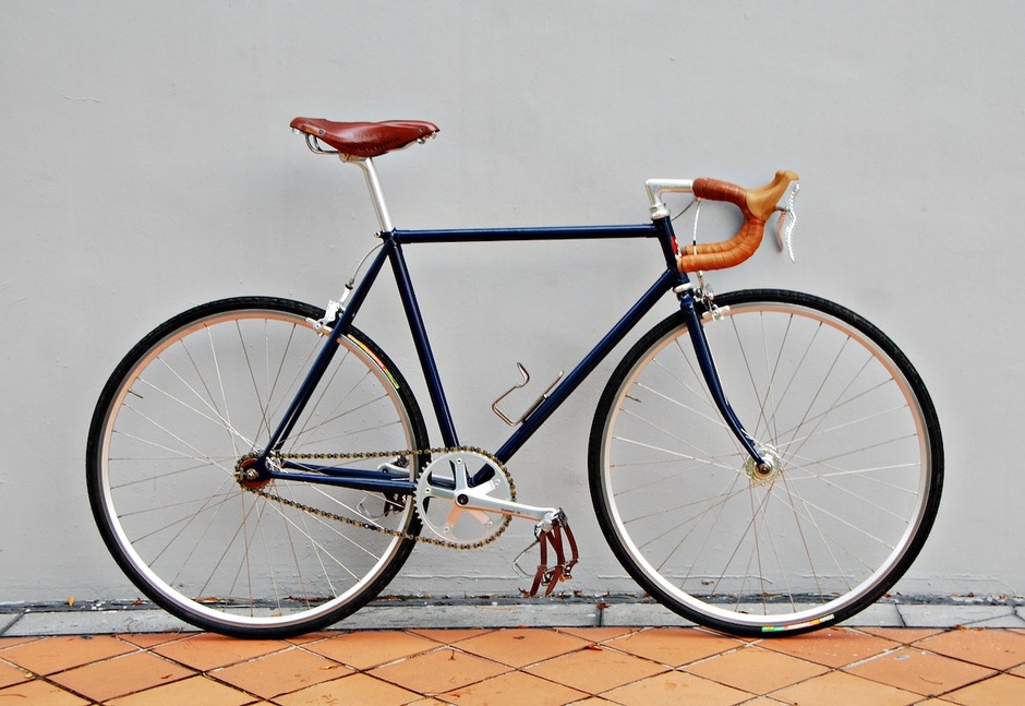 Custom built fixed gear/single speed bicycle - Brooks honey