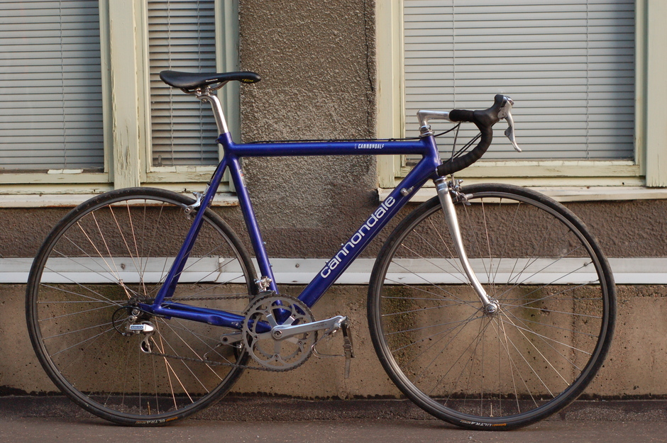 cannondale 3.0 aluminum road bike