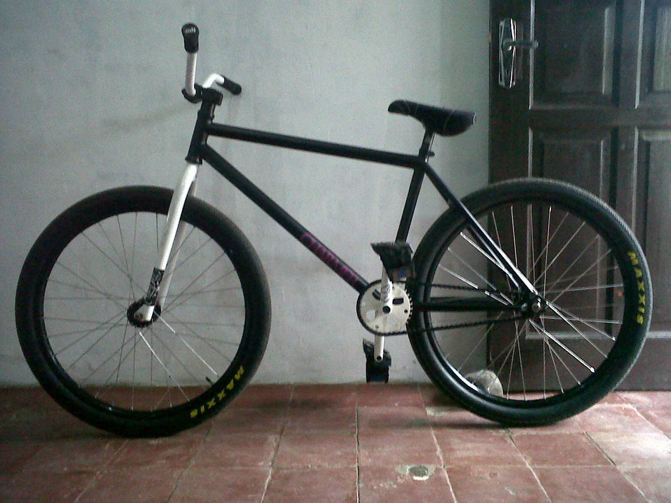 fixed gear bmx bike