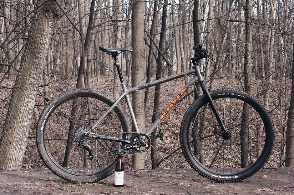 black diamondback mountain bike