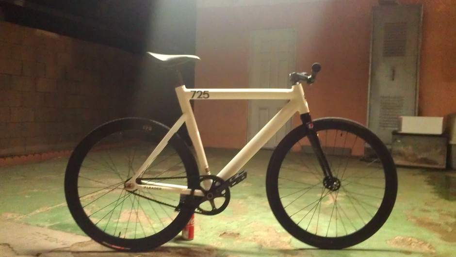 Leader 725 white hot sale