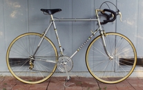 1975 Peugeot PY 10 Gold photo