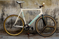 Bianchi Pista Concept photo