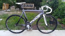 2012 Fuji Track 2.0 Bike photo