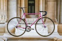 2012 Pink fade Stratos with Max forks