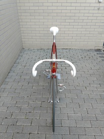 Alois Lang pista