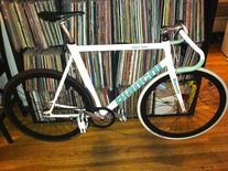 Aqua fresh bianchi super pista