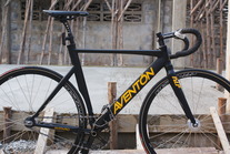 Aventon Mataro Black Yellow