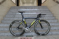 BT Blade track bike photo