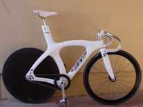 BT carbon track bike