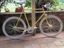 budget pearl yellow Repco photo