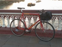 Cannondale 2.8 city bike photo