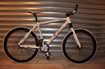 CANNONDALE F600 PAINT WHITE AUDI photo