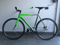 Cannondale caad 10 track photo