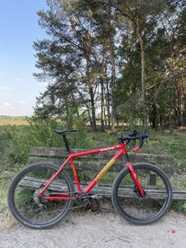 Cannondale F700 gravel