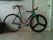 cinelli mash green (repaint) 2010 photo