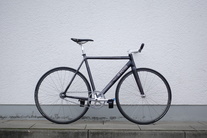 Cinelli mash parallax charcoal photo