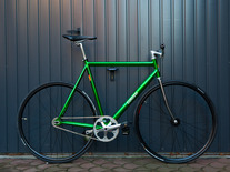 Colossi Al Colossione // Electric Green