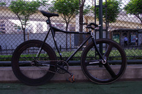 colossi pursuit track bike photo