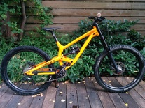 Commencal Furious Mango