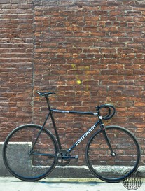 Continuum Cycles Super Machina Pista photo