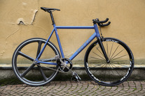 Vetta custom track frame photo