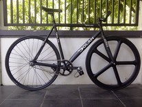 Dolan Pre Cursa Black 56cm