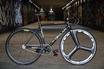 Dolan Seta track bike photo