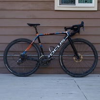 Focus Mares CX photo