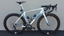 14 - 2011 Giant Defy Advanced photo