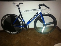 GIANT Omnium Pista photo