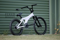 "Mono" Wheelie Bike – Custom New School photo