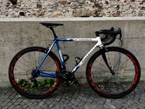 Pinarello Fulcrum Speed photo