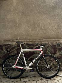 Pinarello onda pista
