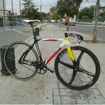 Pinarello track FP photo