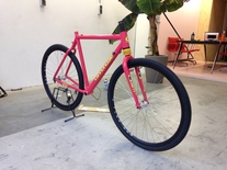 Pink Cannondale xs800 headshok project