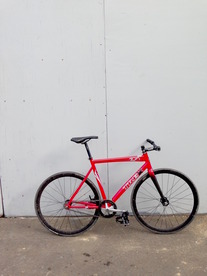 *sold* Trek T1 photo