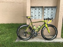 Wilier Cento1SR Fluo Yellow photo