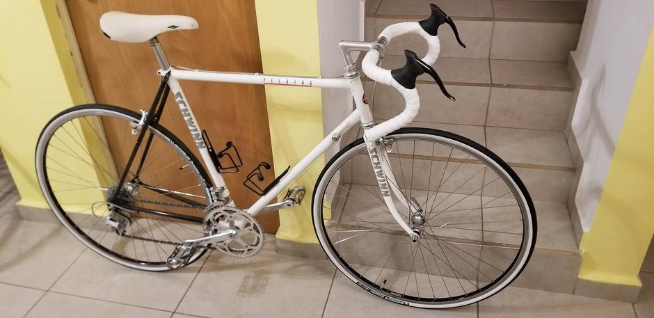 1986 SCHWINN PELOTON Pedal Room