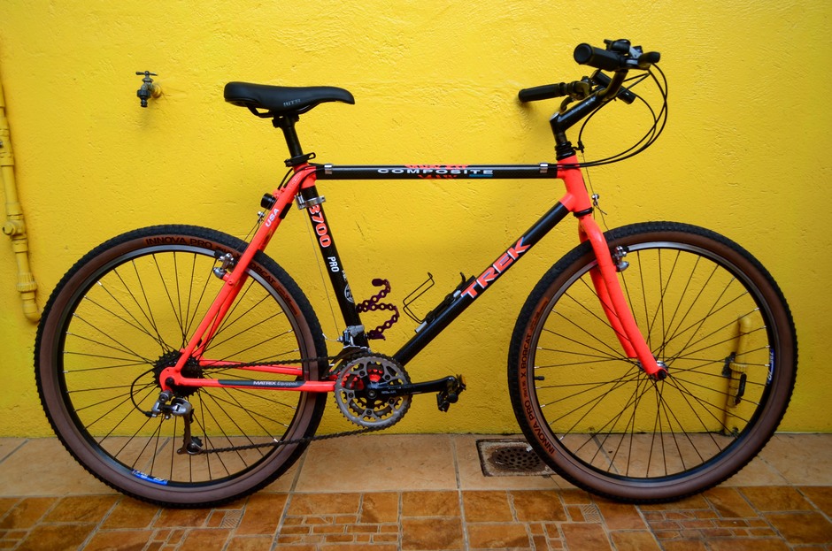 Trek 8700 composite mountain sales bike