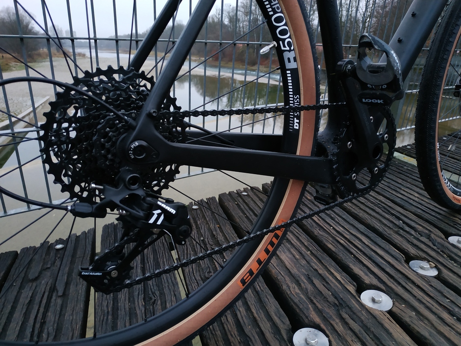 Carbonda gravel frame best sale