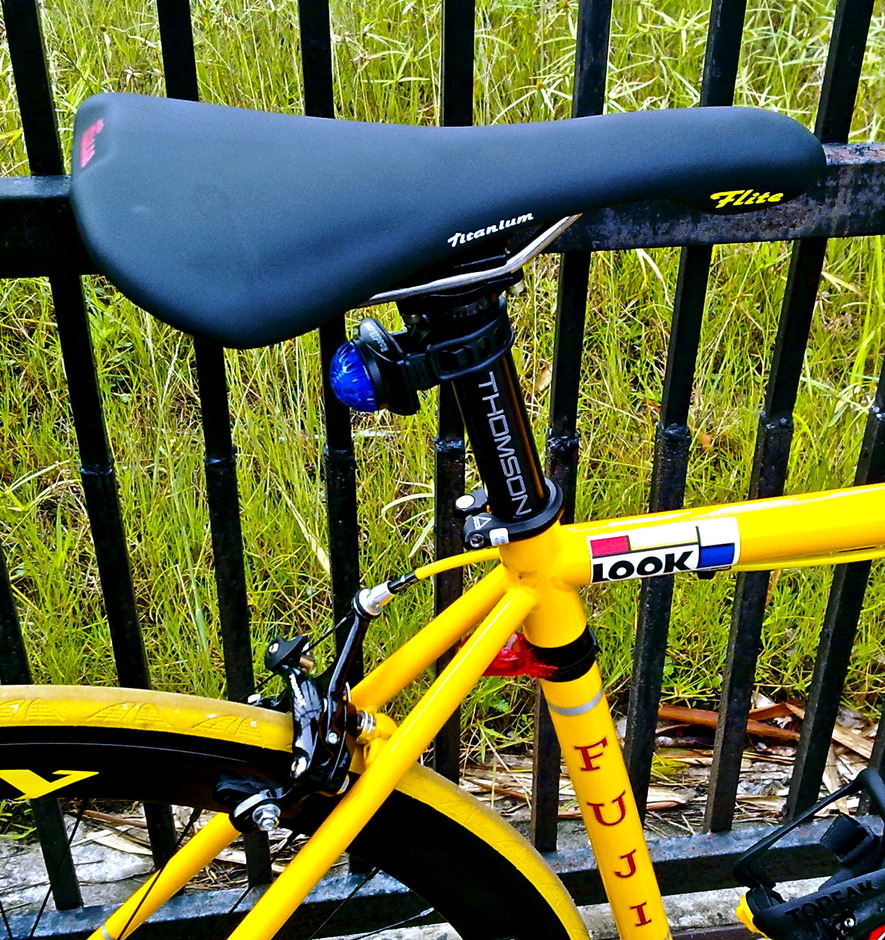 yellow fuji road bike