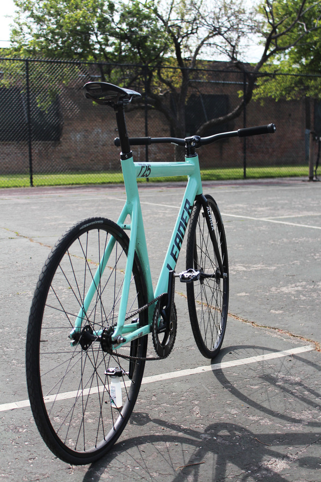 Leader 725 SeaFoam Green 2014 Pedal Room